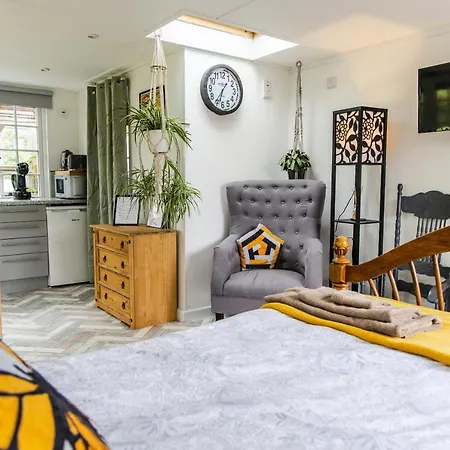 Cozy Garden Studio Williton Esterno foto