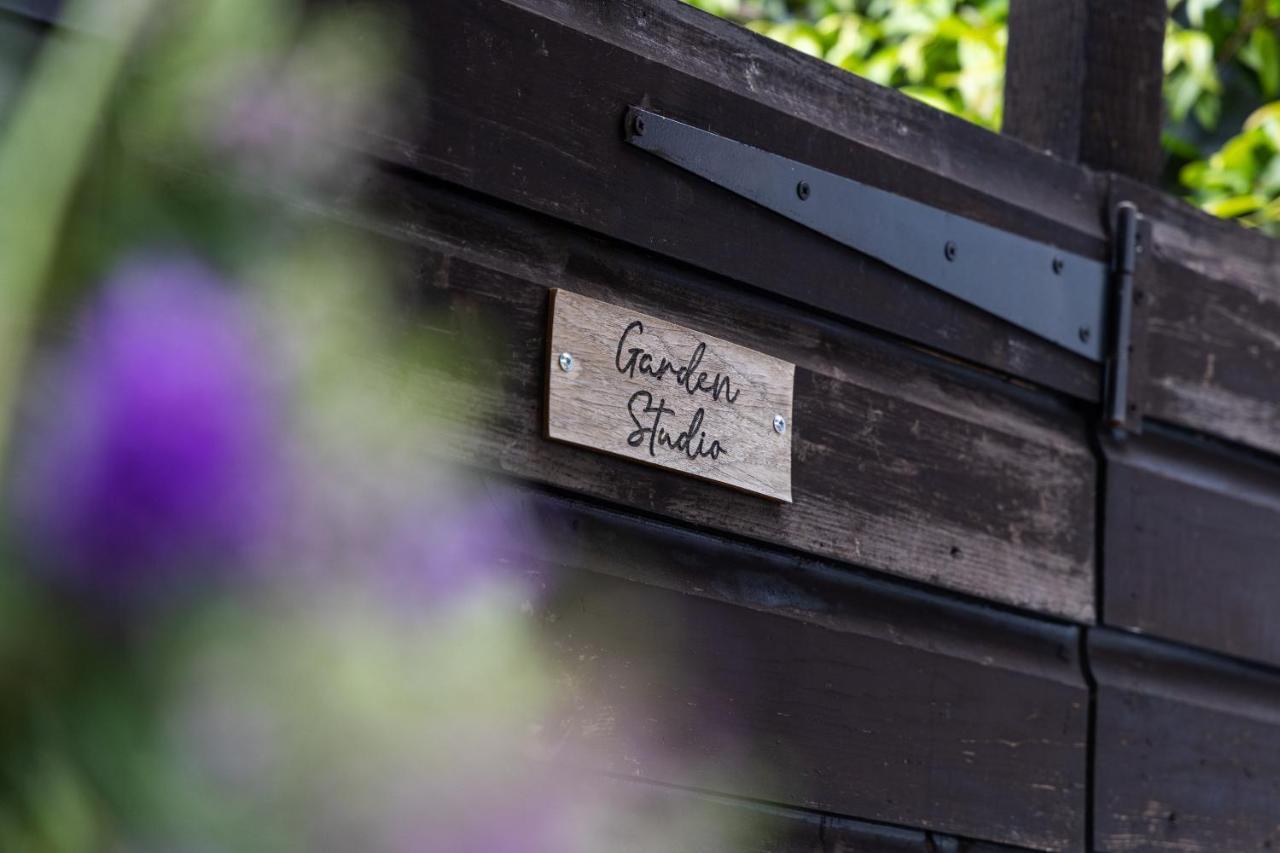 Cozy Garden Williton